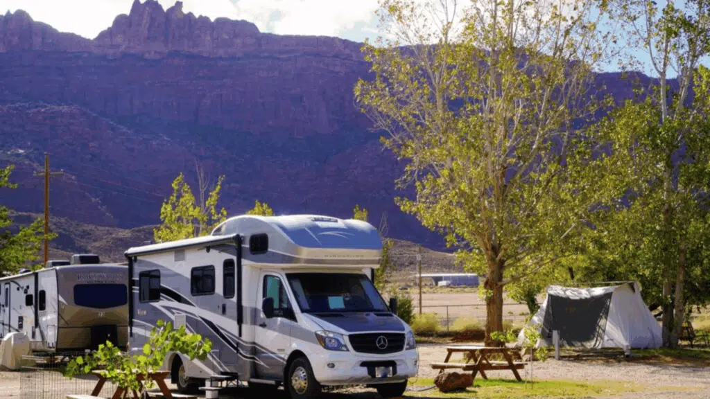 Class C Full RV Hookup Moab Rv and Glamping Resort